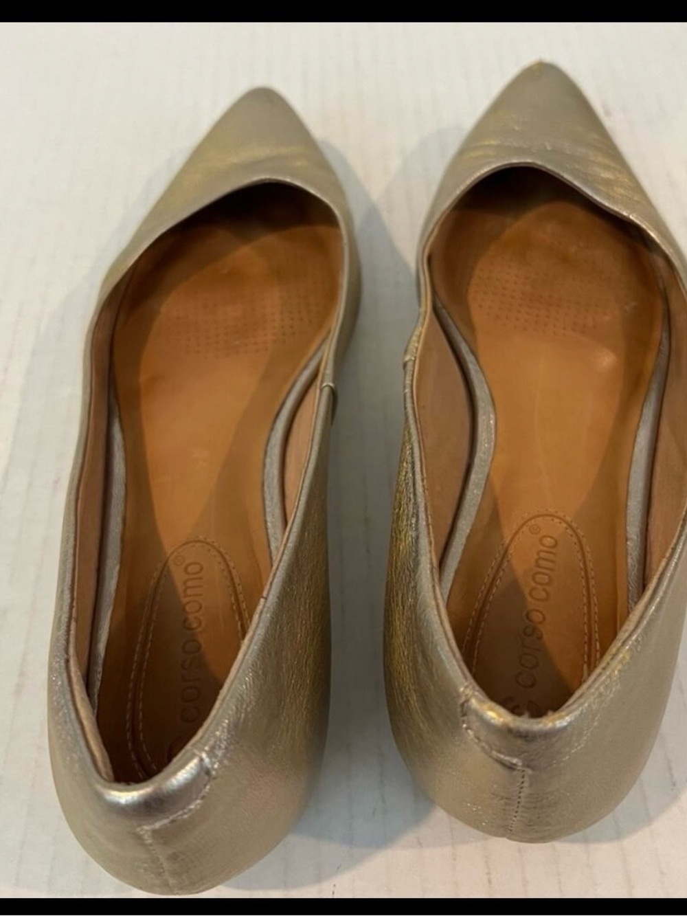 Corso Como Brazil Gold leather point toe flats Sz 8.5